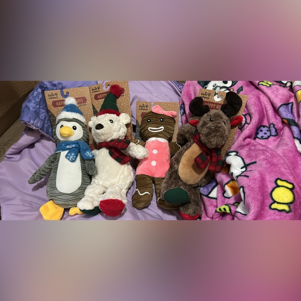 Holiday Plush Toy Set